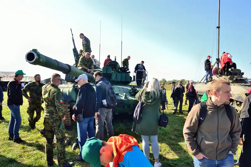 Static displays