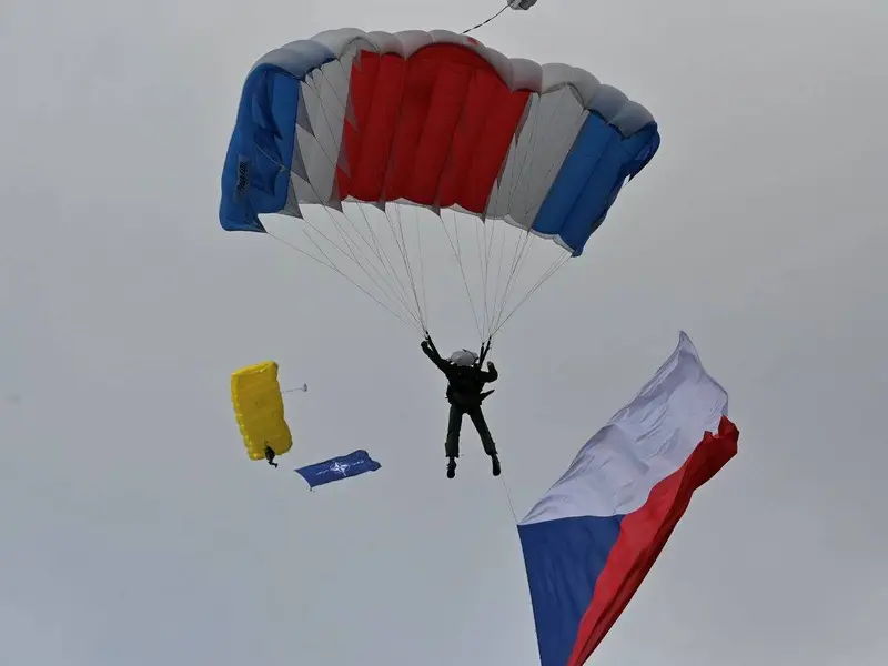 Paradrops